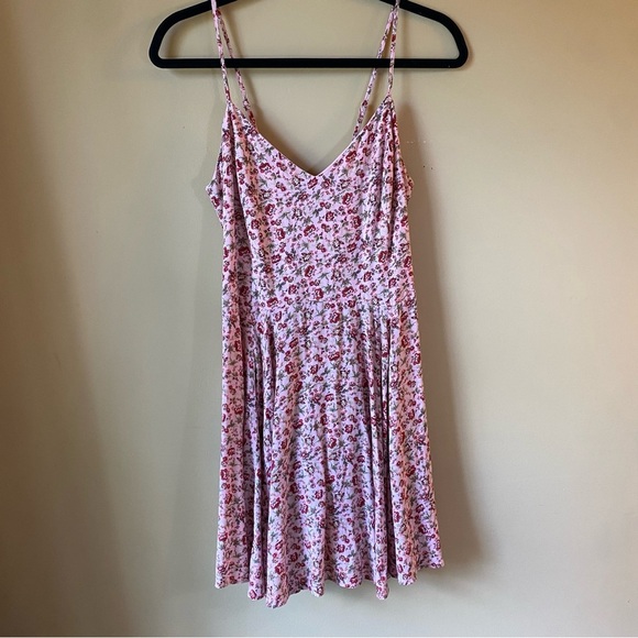 Xhilaration Floral Spaghetti Strap Pink Flutter Sundress - Size Medium - Picture 1 of 11